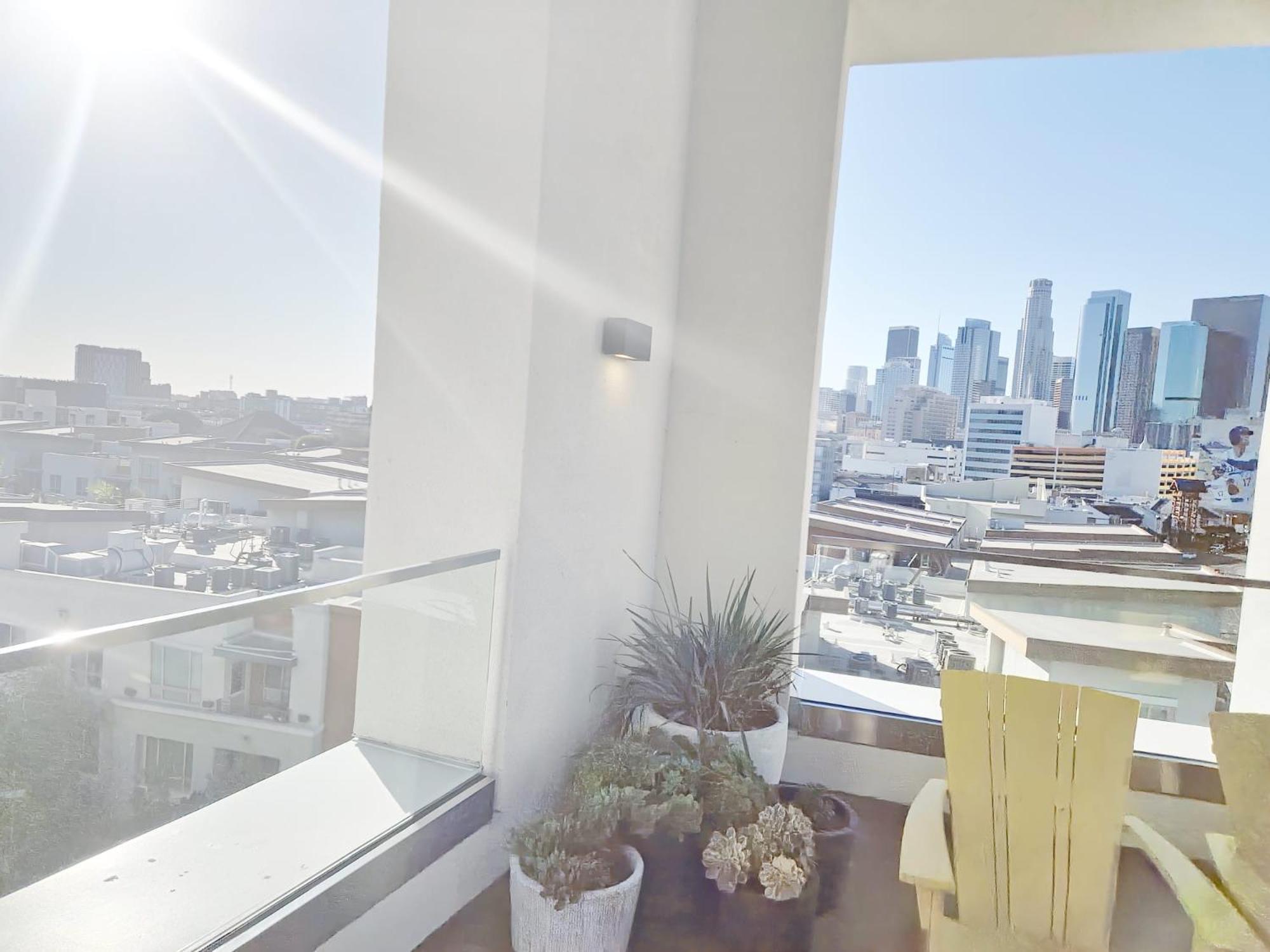Aparthotel Stylish Downtown Escape With Rooftop Views Los Angeles