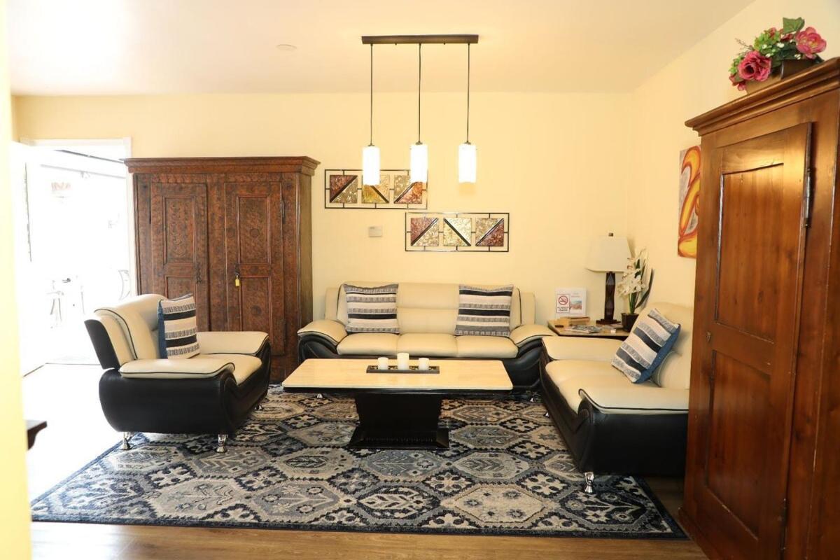 Marina Del Rey Area Prime Location *