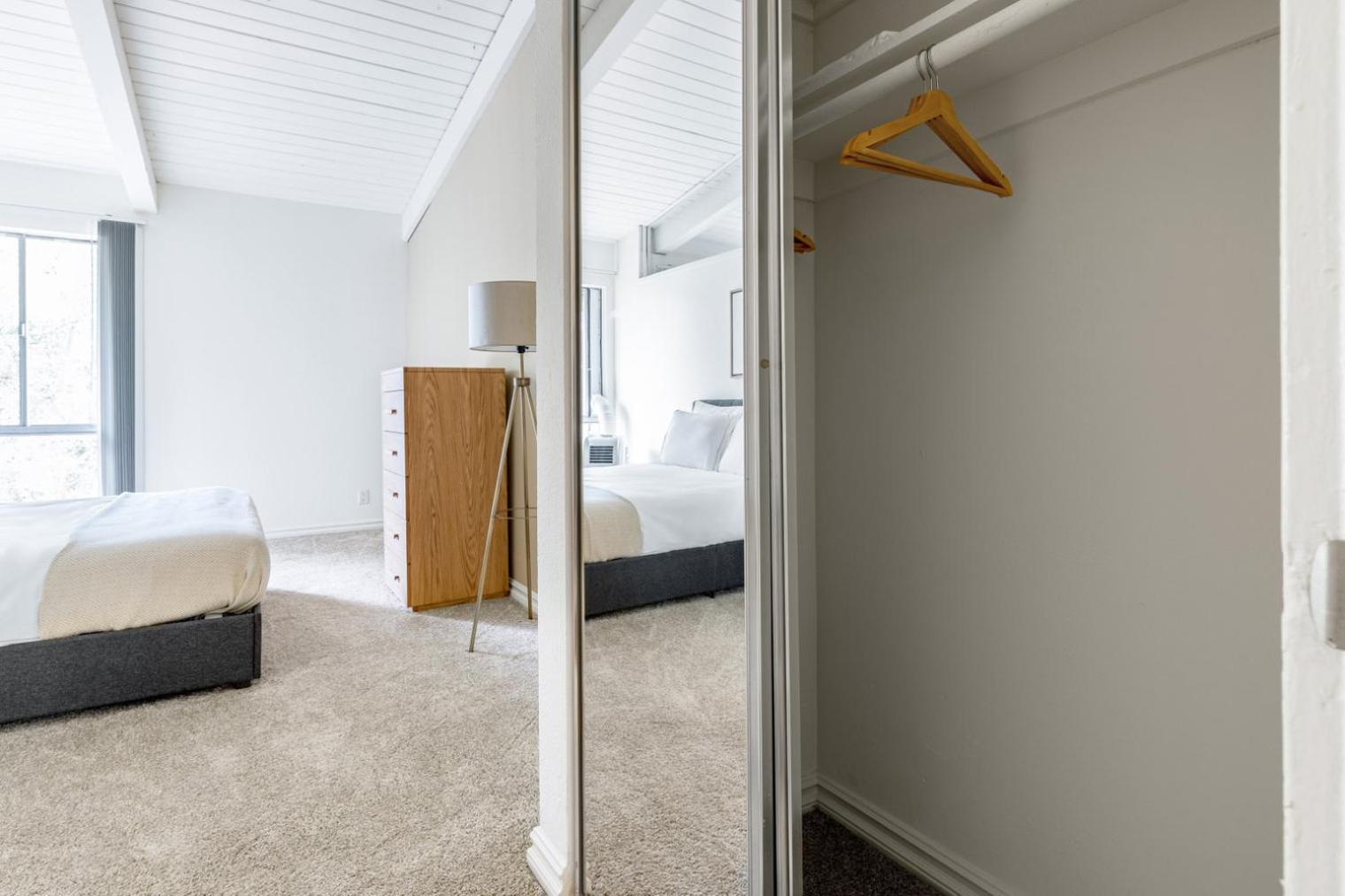 Culver 2br W Gym Pool Nr Shops Lax-329 Apartment Los Angeles