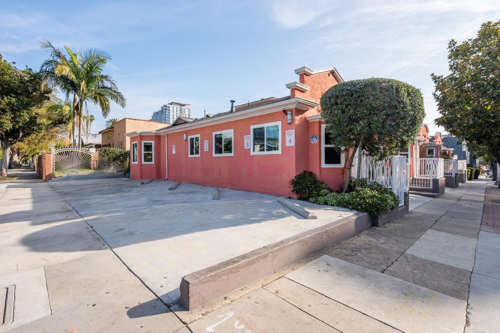 Apartment Day Dreams By Avantstay Private Balcony A Hollywood Location *