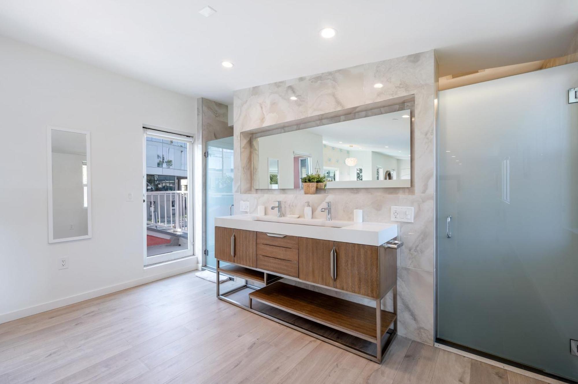 Apartment Day Dreams By Avantstay Private Balcony A Hollywood Location Los Angeles