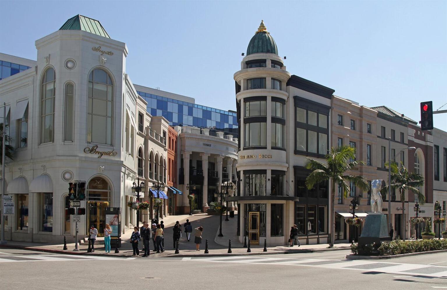 Bright & Spacious In Iconic La Neighborhood-free Parking Apartment Los Angeles
