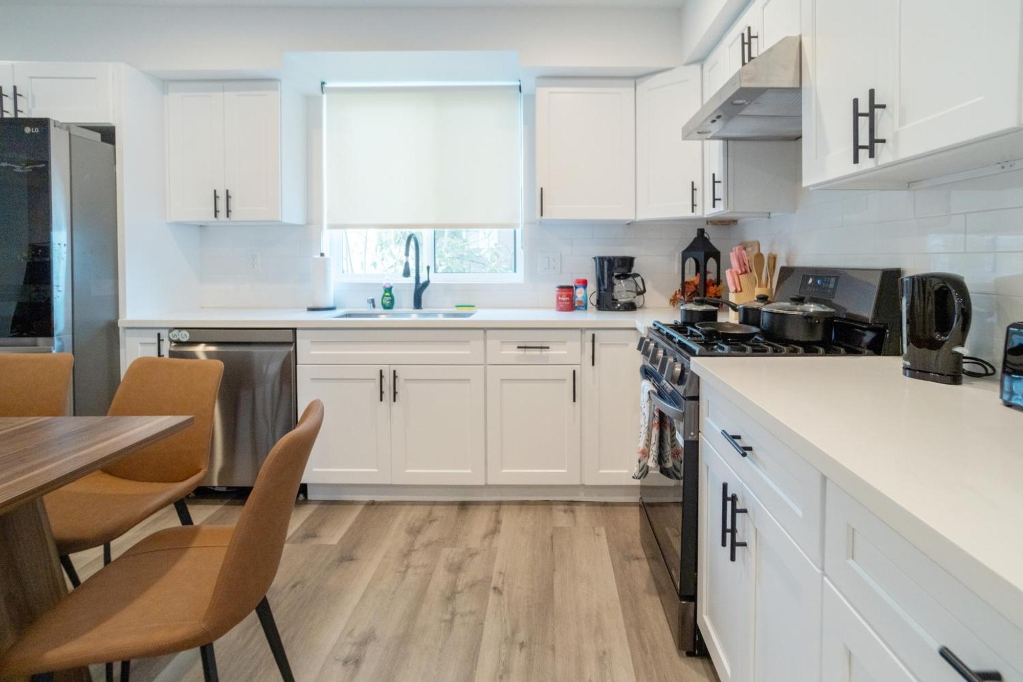 Stylish & Cozy Retreat Near Usc & Downtown La Guest house Los Angeles