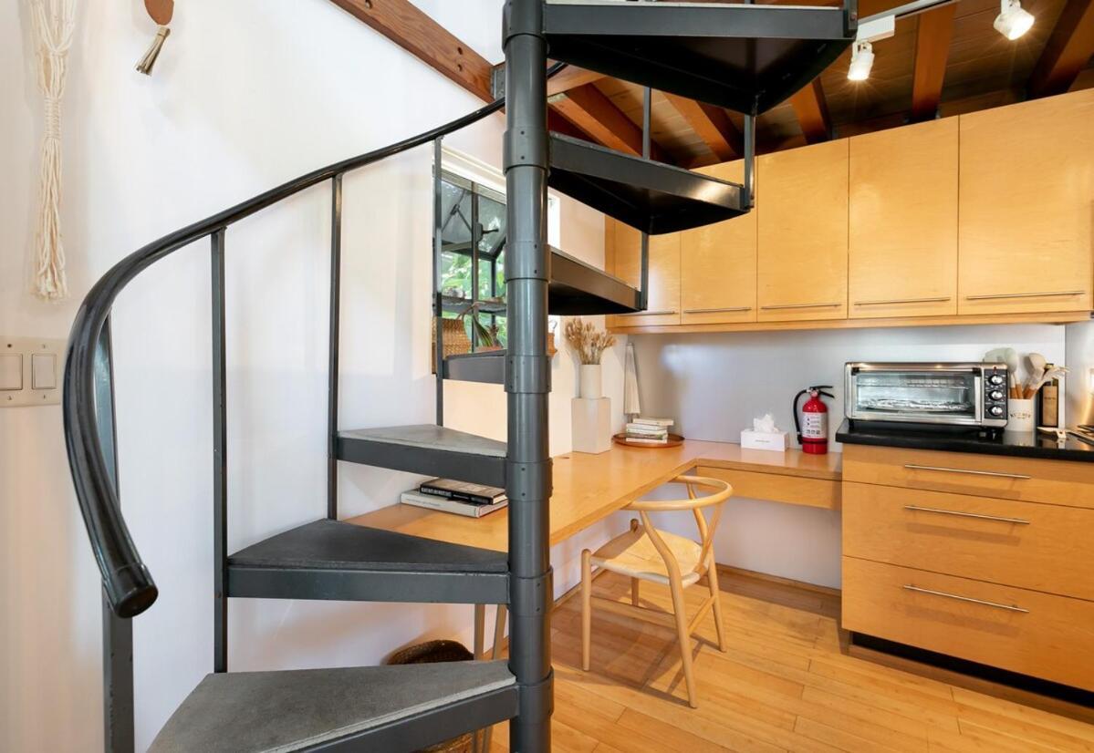 Private Venice Loft - Steps To The & Canals *