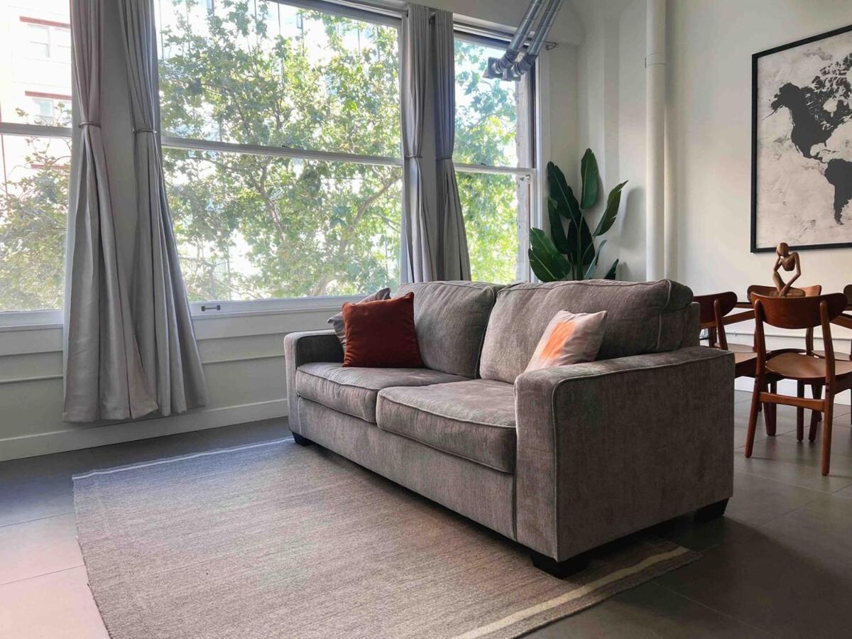 Apartment Modern Loft-rooftop Pool, Spa, Gym & Free Parking *