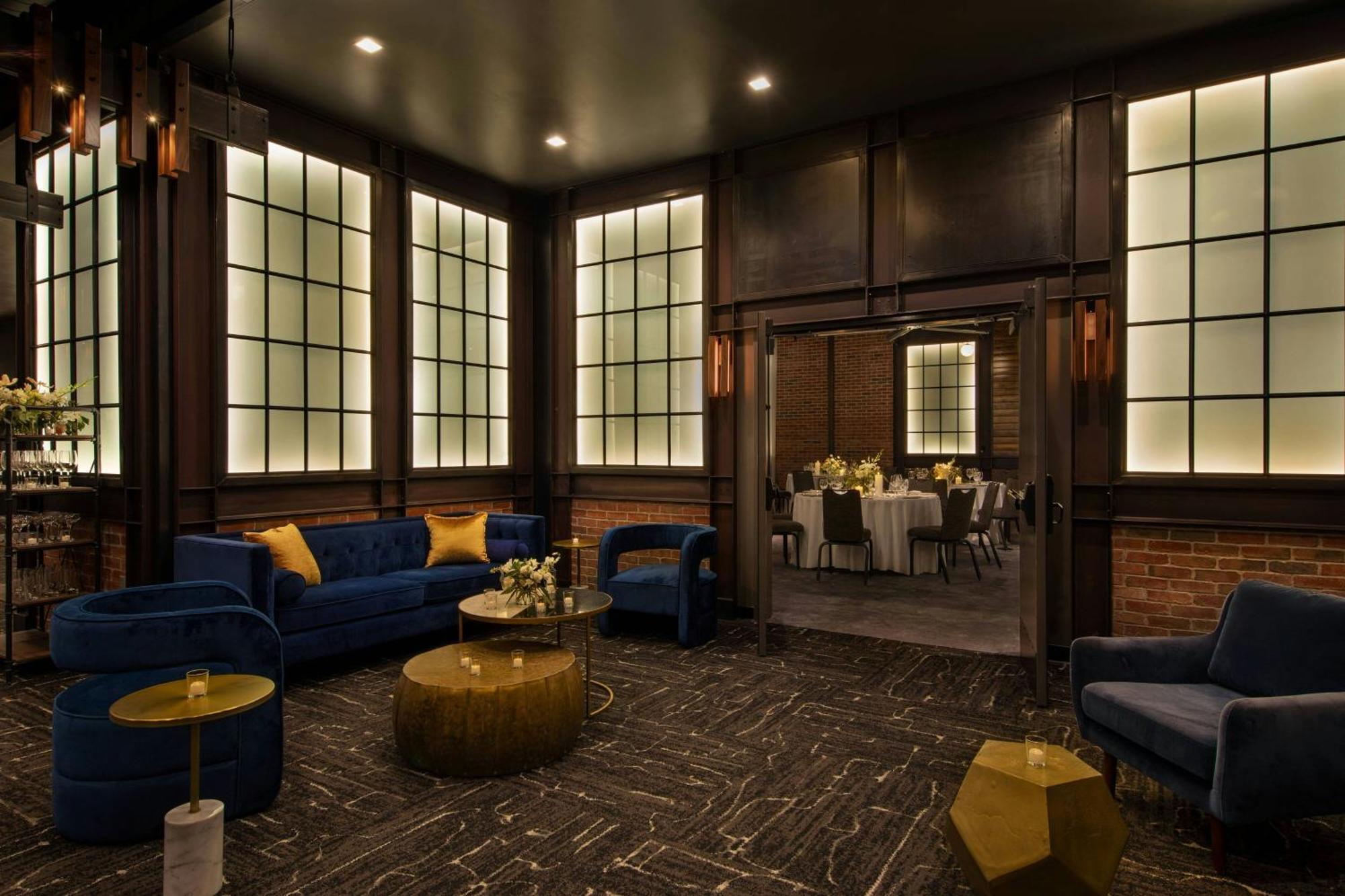 Ac By Marriott Downtown Angeles Hotel 4*