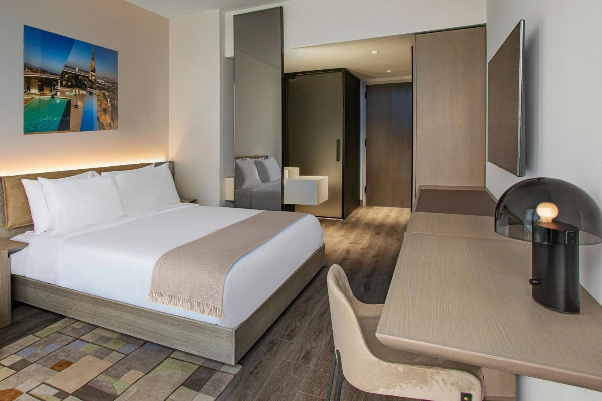 Ac By Marriott Downtown Angeles Hotel 4*