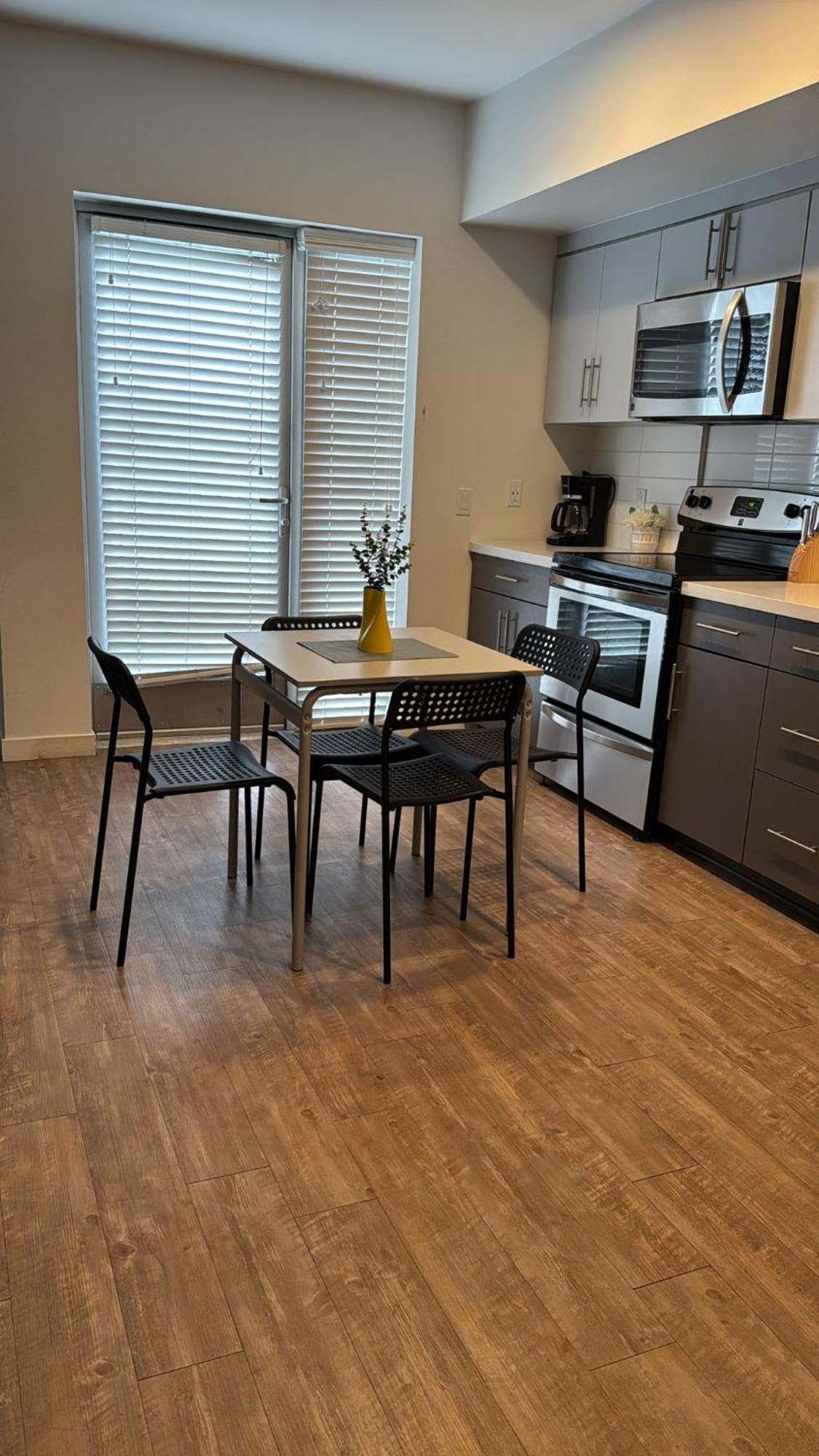 Apartment Incredible Hollywood Loft Free Parking