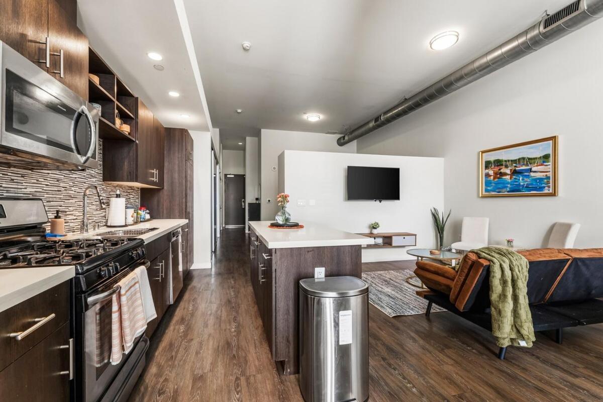Dtla Loft, Parking, Pool, Gym, Steps To Crypto Arena