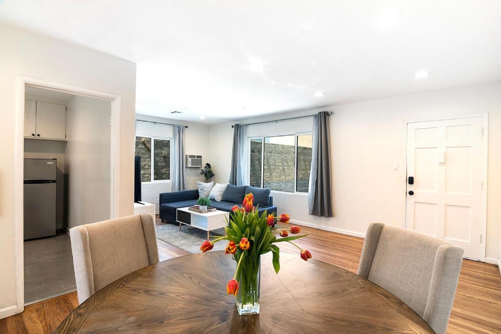 Comfortable 1-bedroom Near Beverly Hills And La Attractions Los Angeles