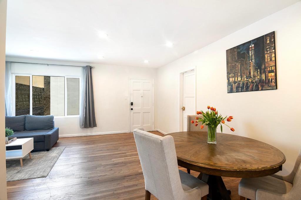 Comfortable 1-bedroom Near Beverly Hills And La Attractions Apartment Los Angeles