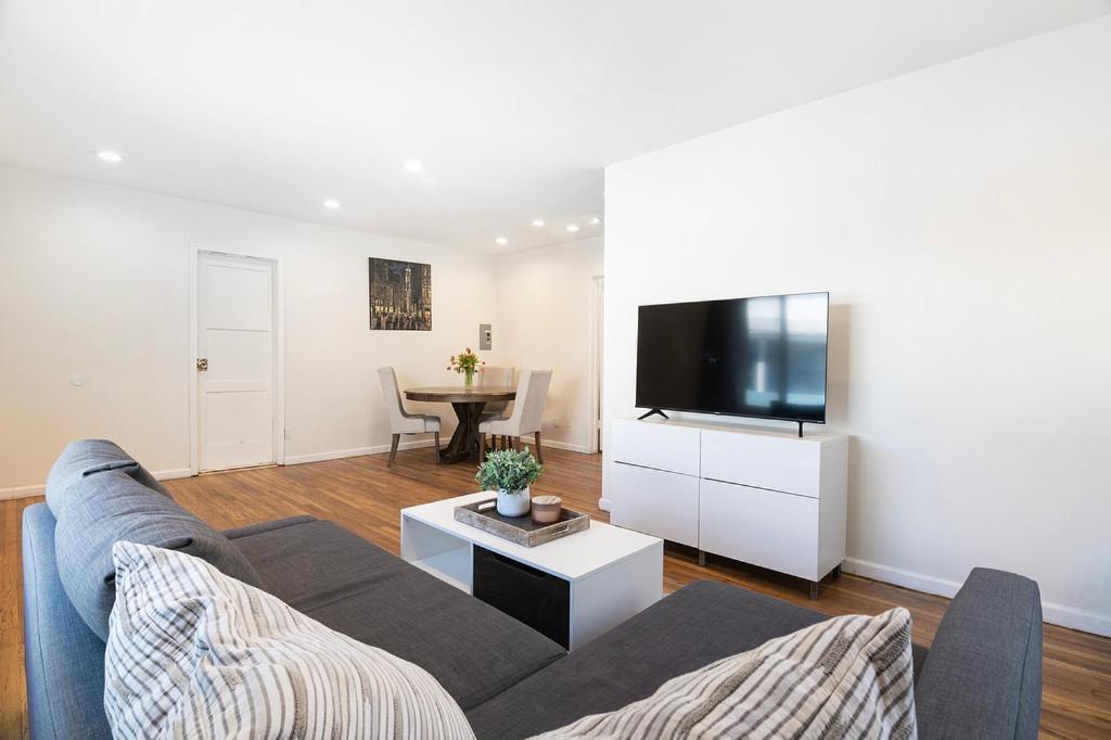 Comfortable 1-bedroom Near Beverly Hills And La Attractions Los Angeles