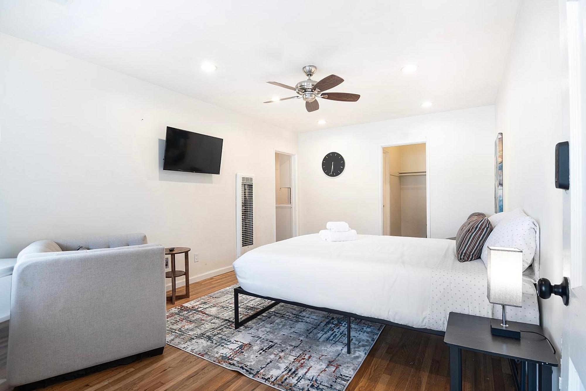 Apartment Charming 2nd-floor Near Beverly Hills And La Attractions Los Angeles