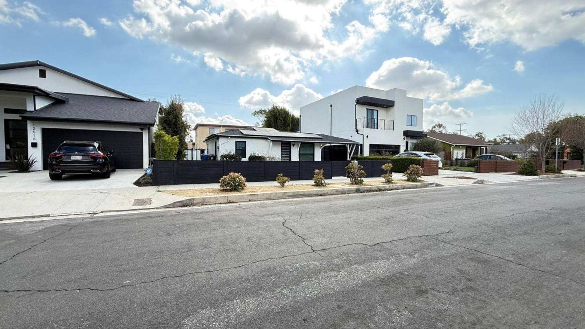 Modern 2br Stylish & Cozy Unit