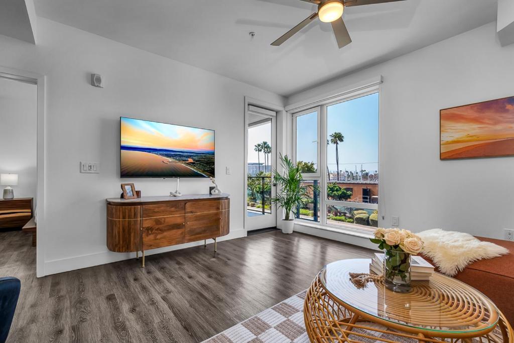 Marina Del Rey With Amenities * Los Angeles
