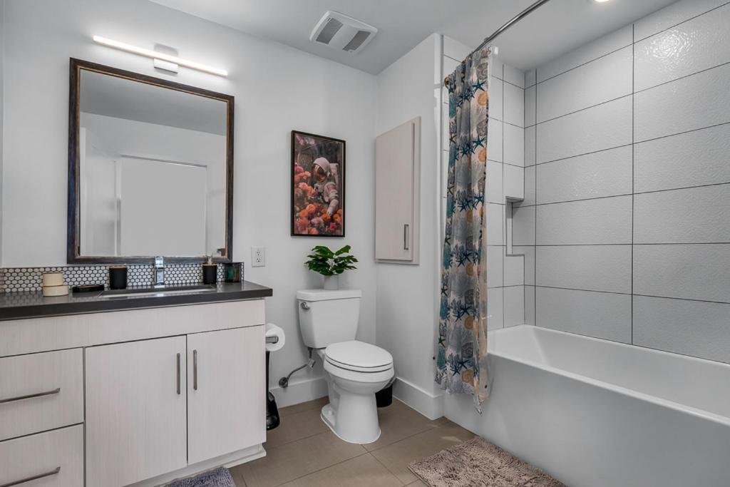 Marina Del Rey With Amenities Apartment *