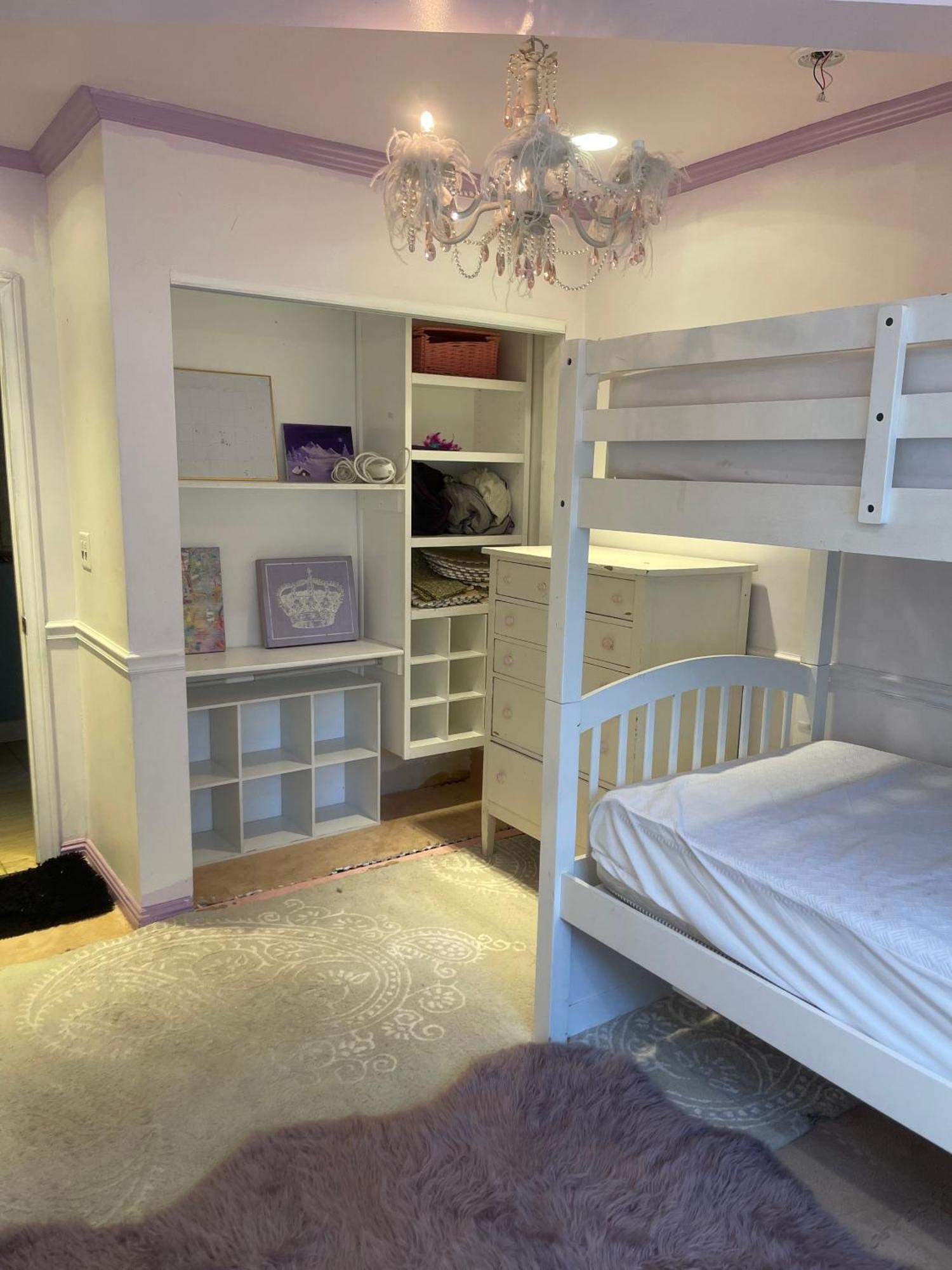 Homestay Encino Hills Private For Females *
