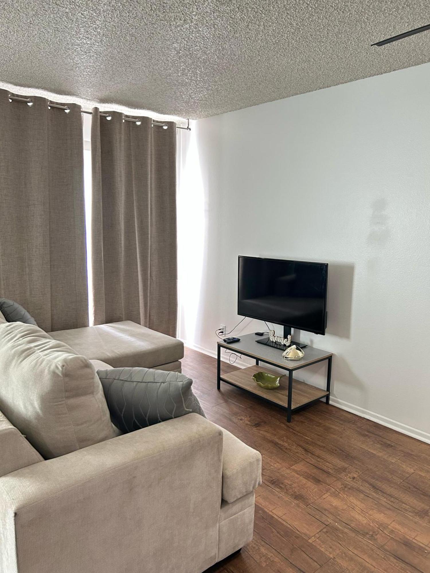 Apartment Hollywood Blvd Los Angeles