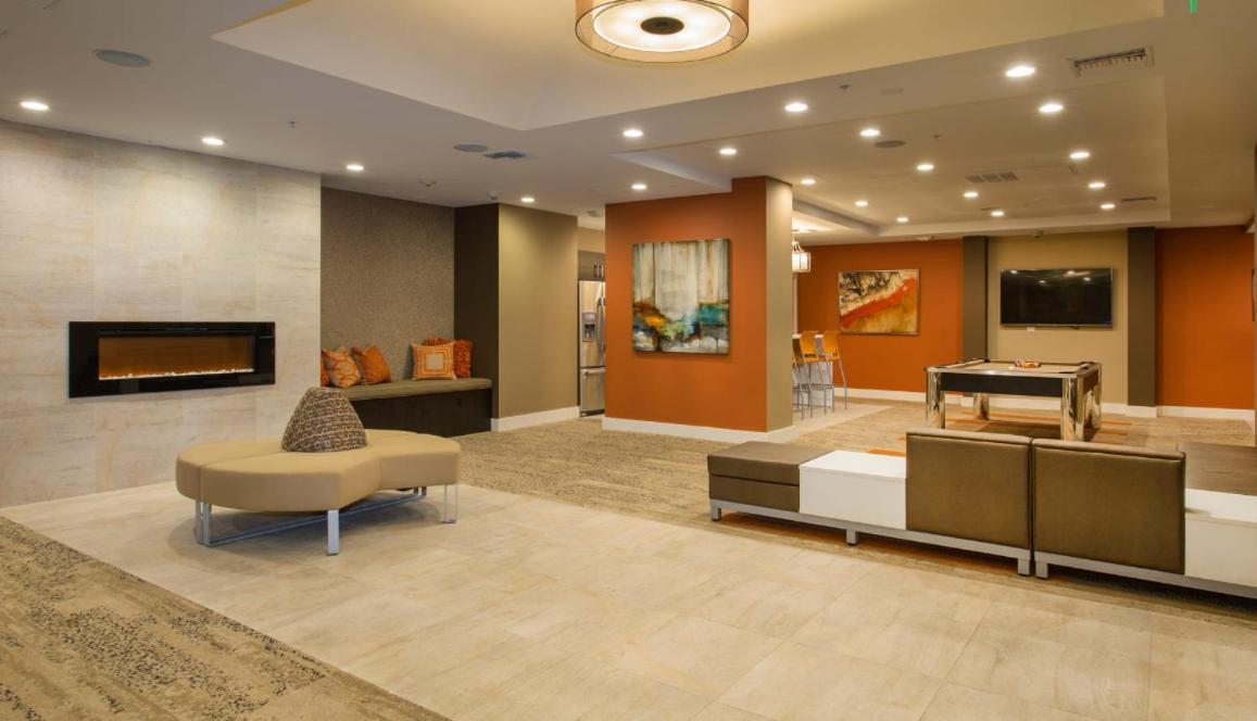 Apartment In La - 1br With Free Parking, Laundry, Pool Los Angeles