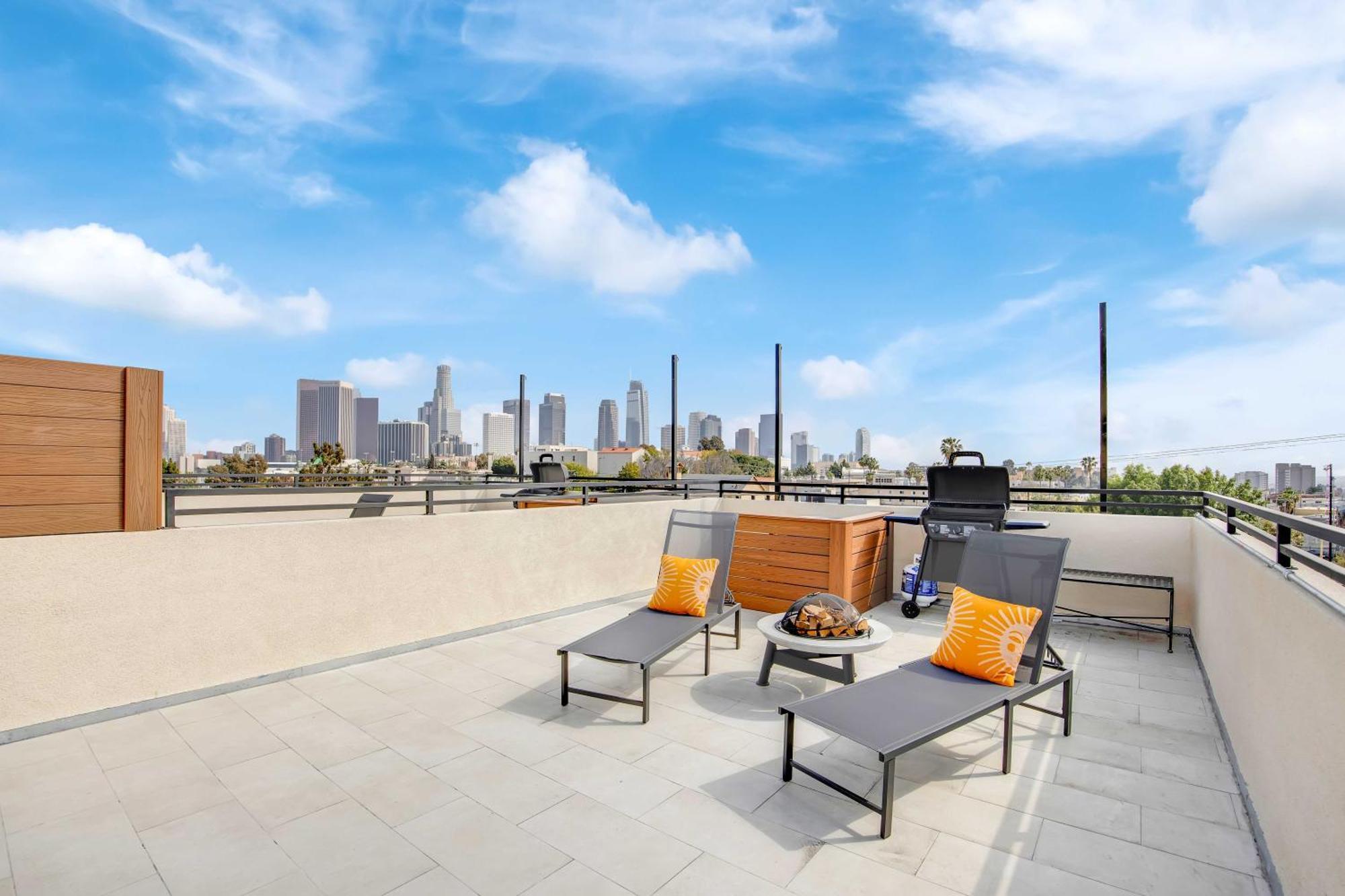 La Rooftop Paradise 2 Holiday home *