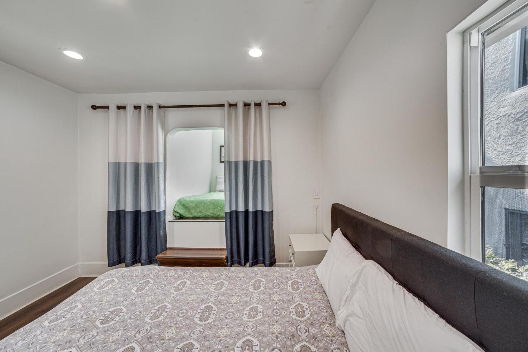 Convenient Angeles Retreat About 1 Mi To Downtown! Holiday home Los Angeles