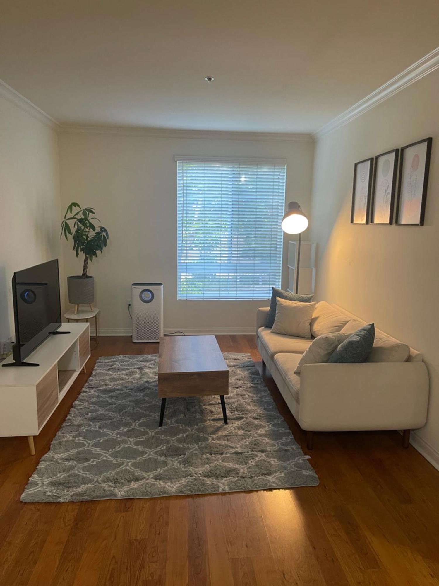 Lala Land-1bed With Free Parking, Pool, Sauna * Los Angeles