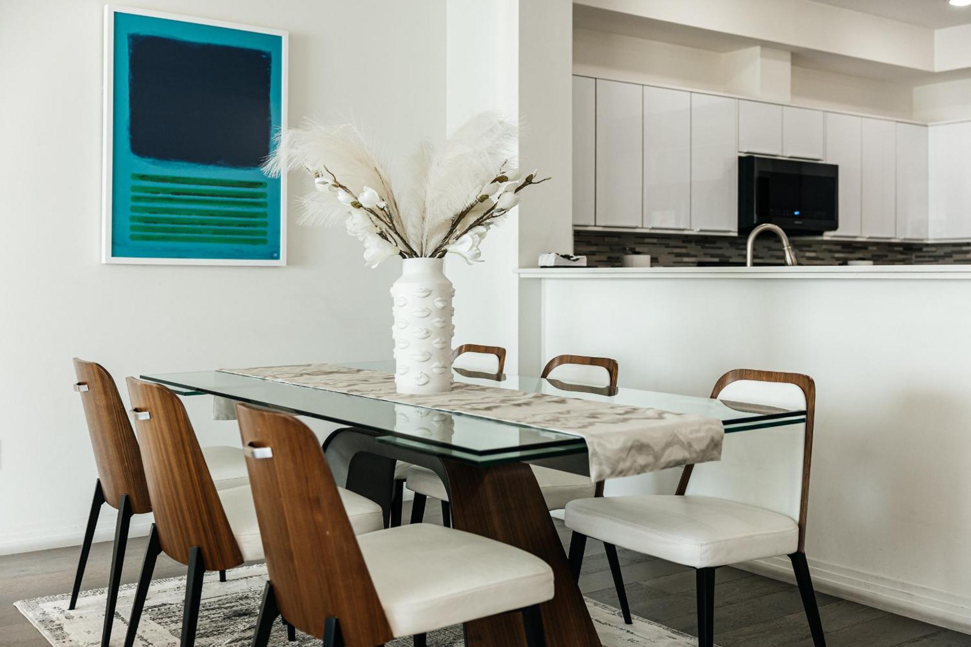 3bd 2ba Vest Village Los Angeles
