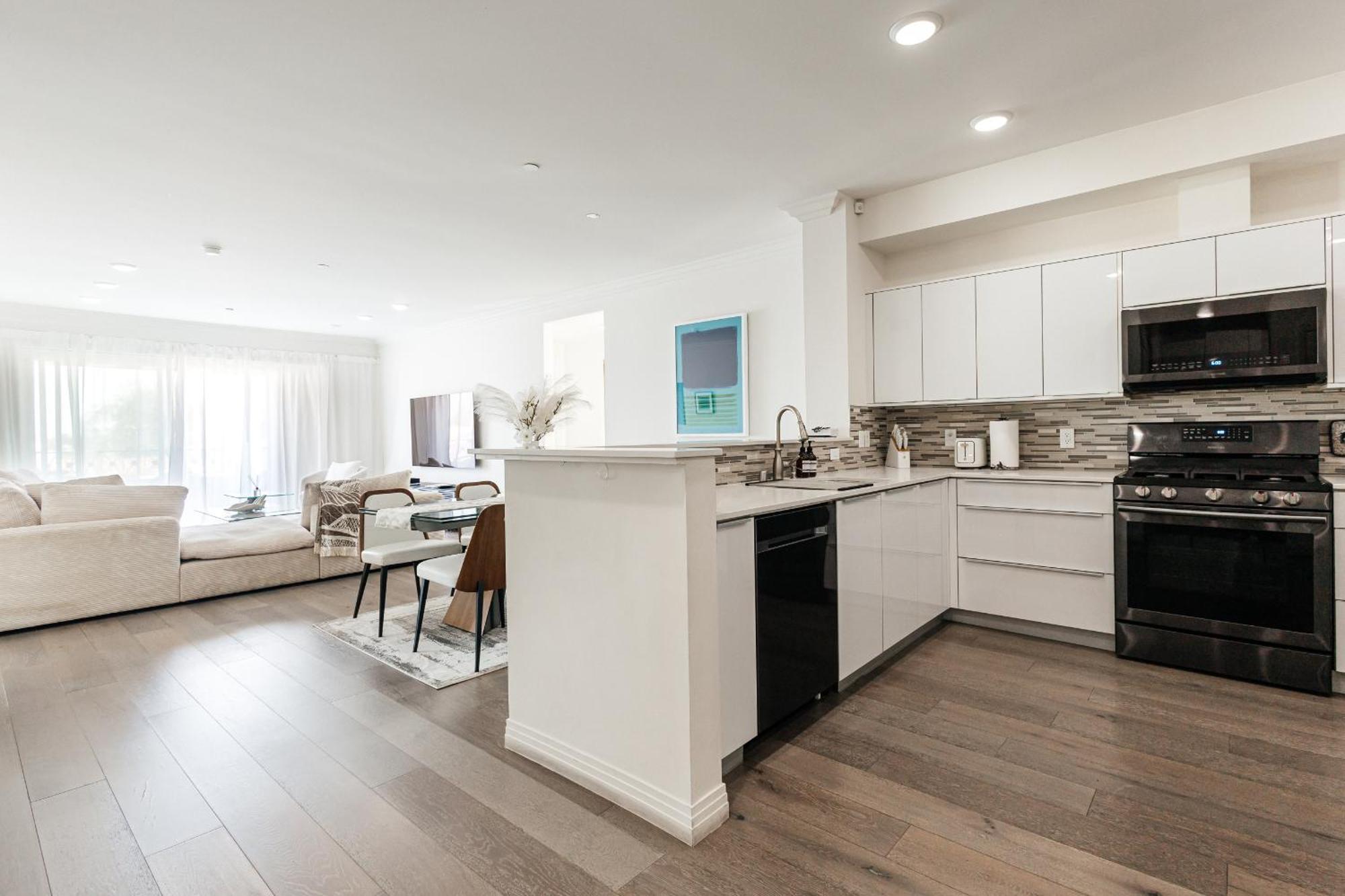 3bd 2ba Vest Village Apartment *