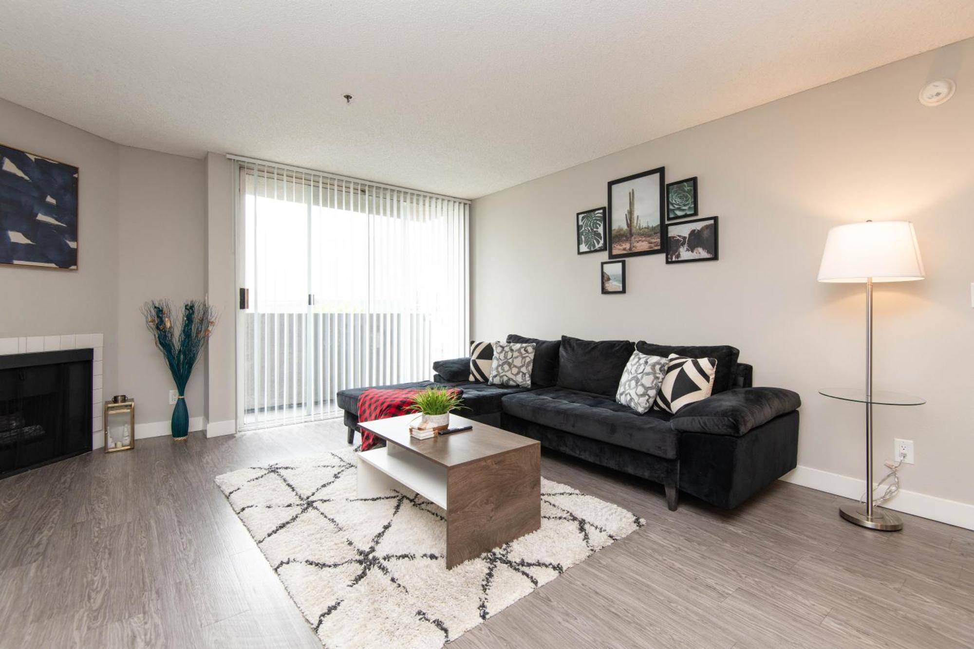 Hollywood Haven Homes Apartment