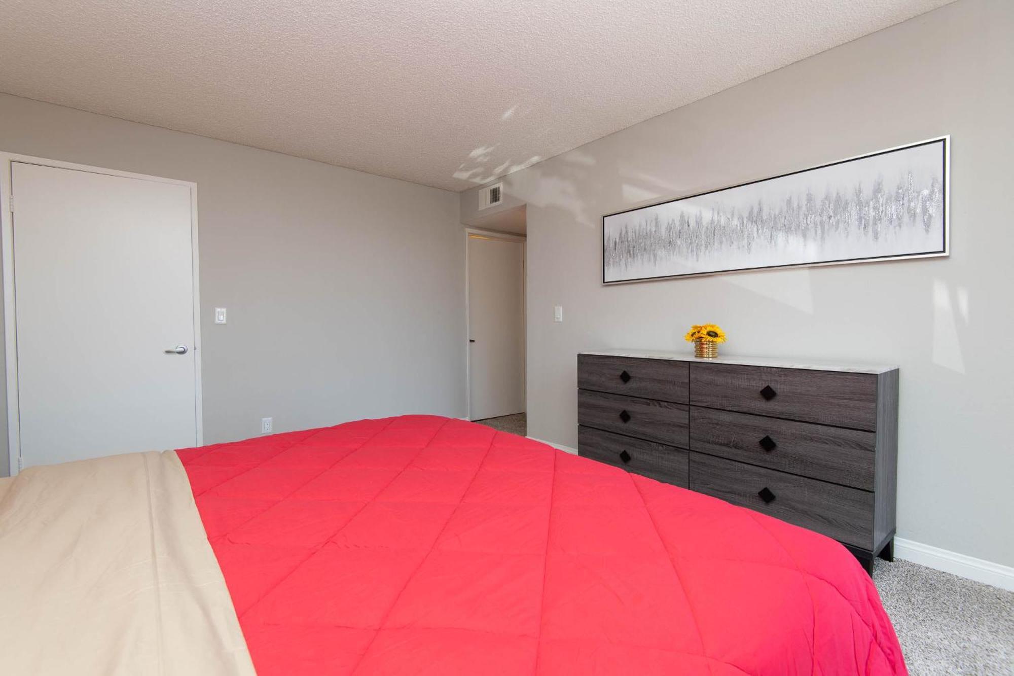 Hollywood Haven Homes Apartment *