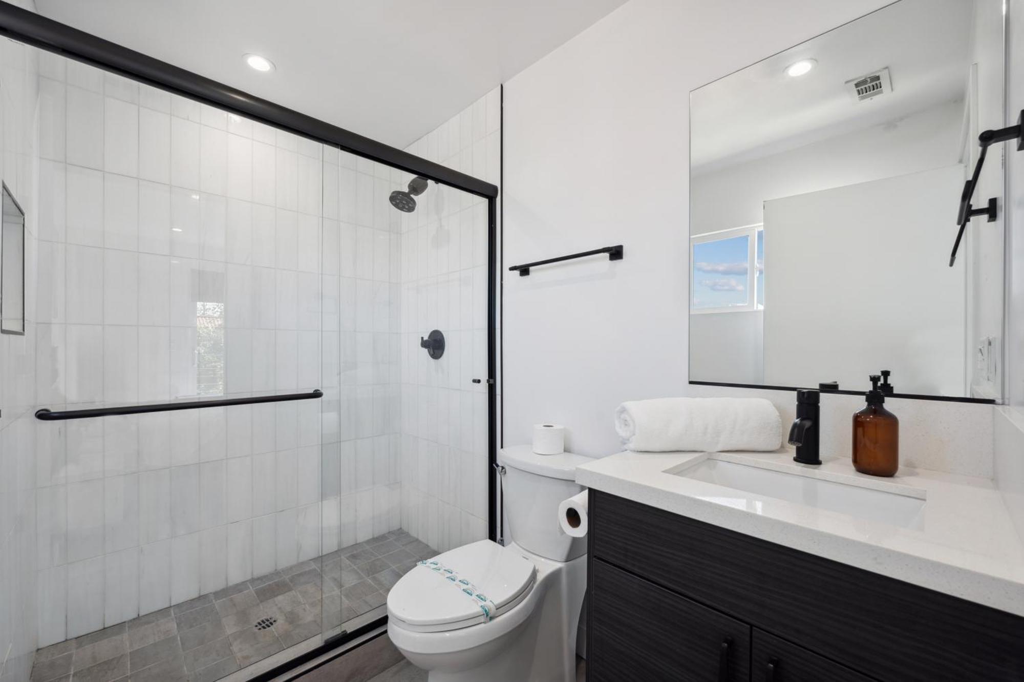 Hollywood Sign View 3bdr Luxury Townhouse In Hollywood Area Los Angeles
