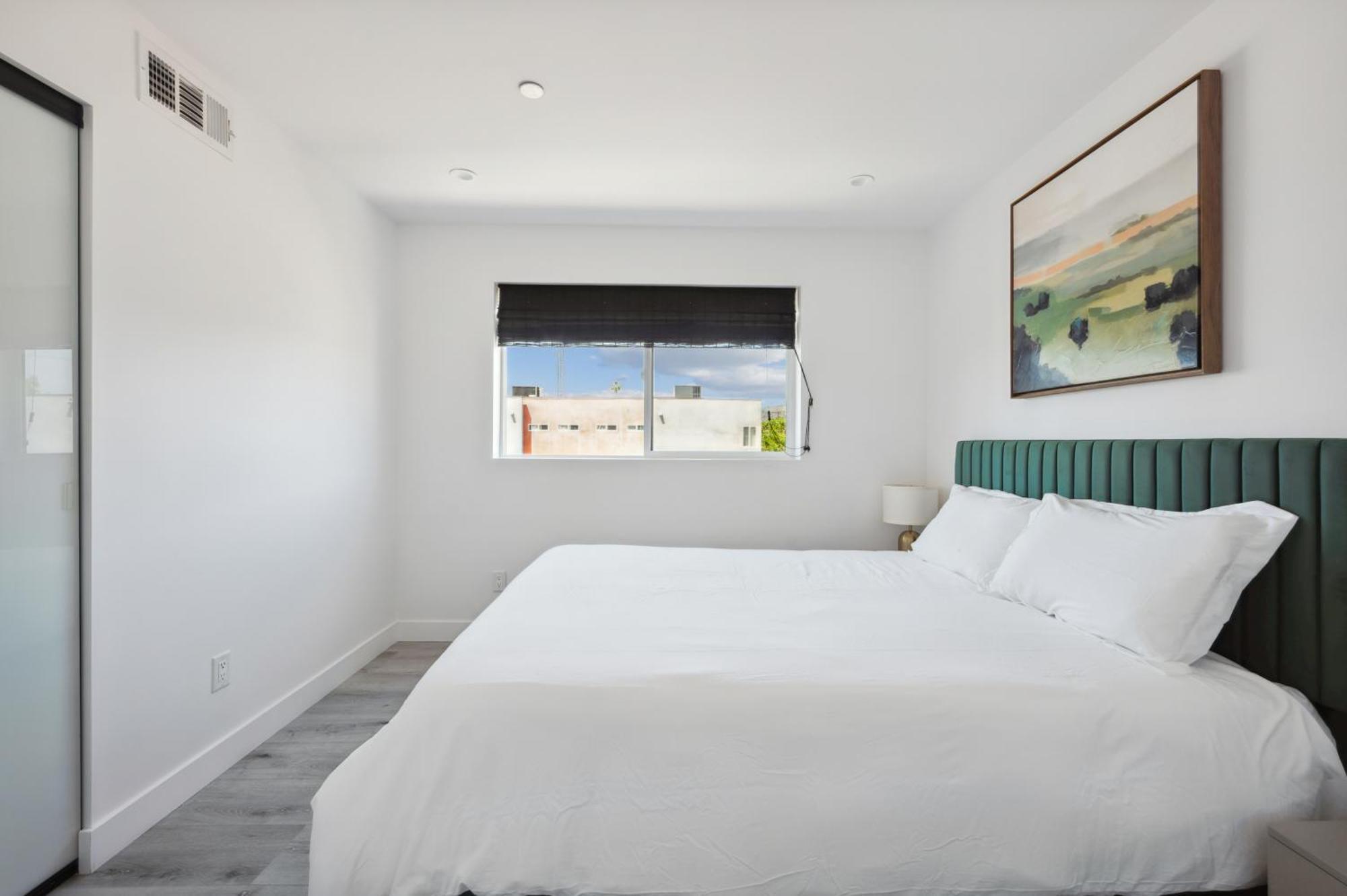 Hollywood Sign View 3bdr Luxury Townhouse In Hollywood Area