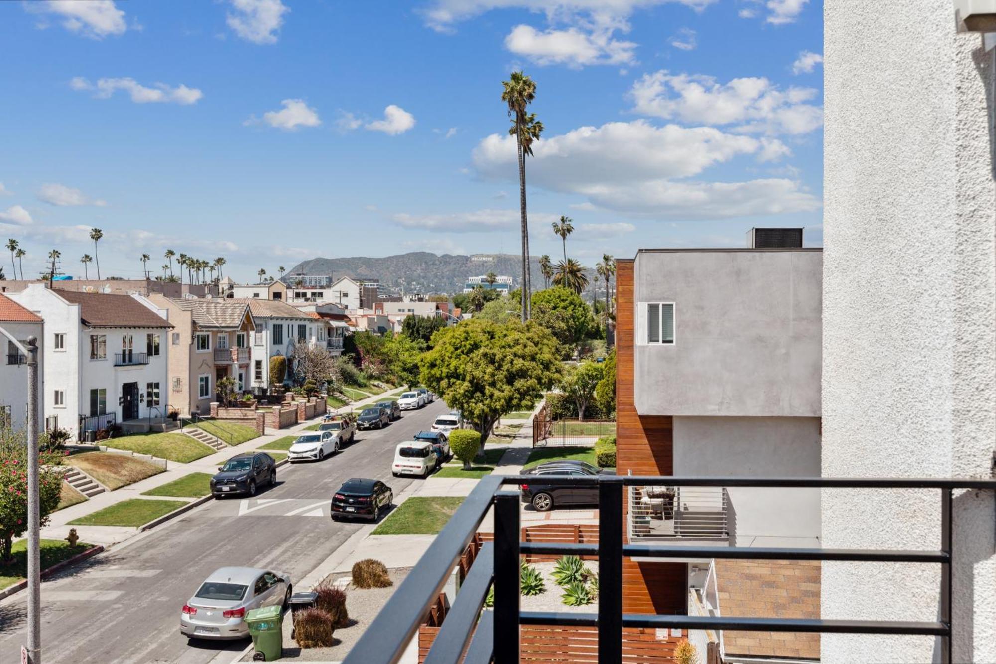 Hollywood Sign View 3bdr Luxury Townhouse In Hollywood Area *