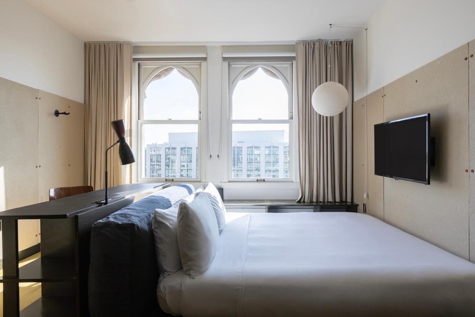 Stile Downtown Angeles By Kasa Hotel