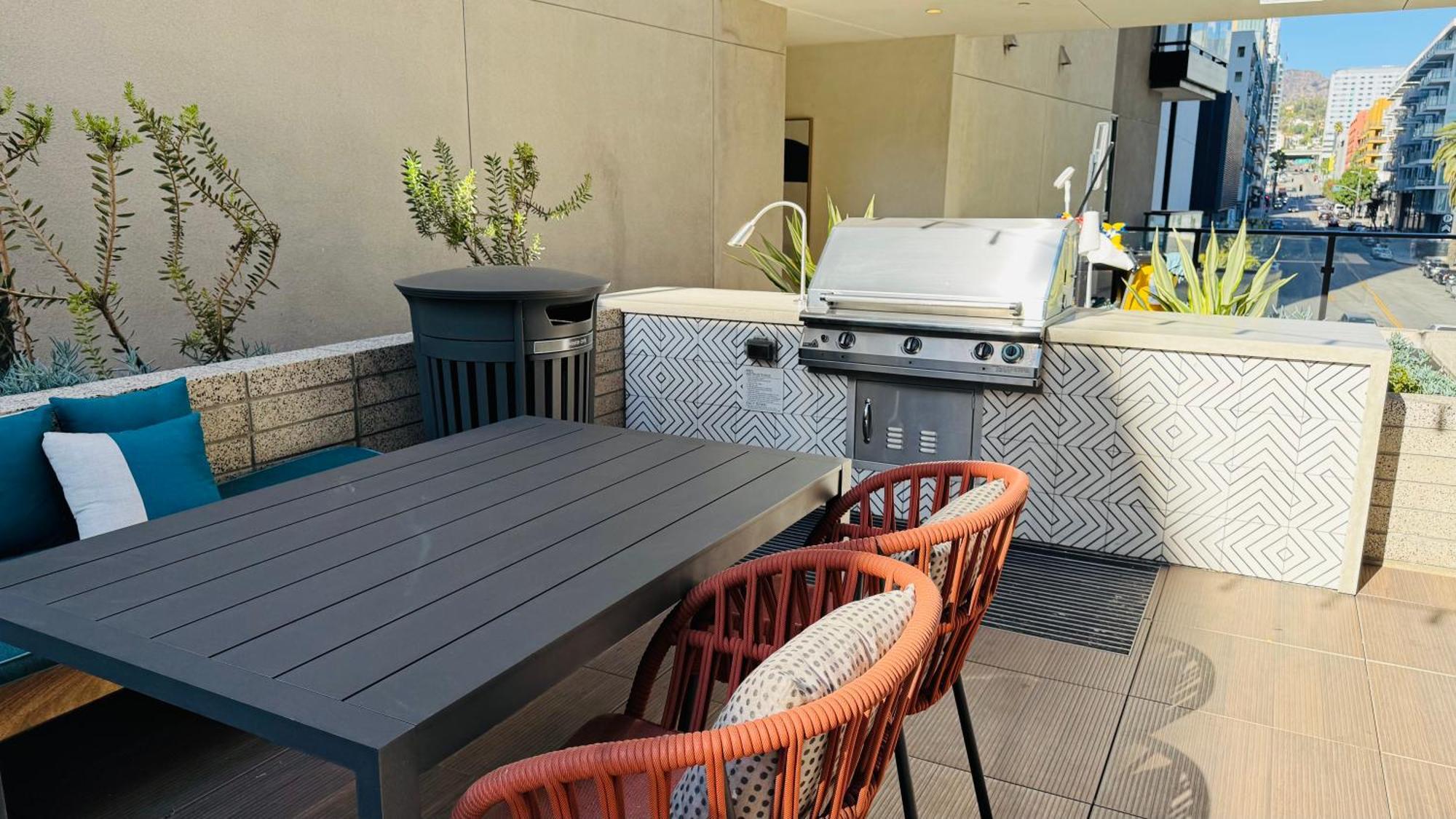 Hollywood Sunset Cozy Nest - Free Parking *