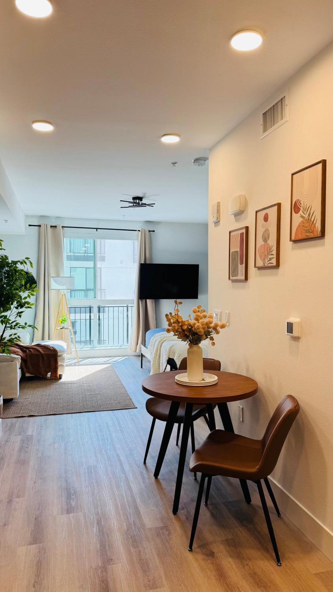 Hollywood Sunset Cozy Nest - Free Parking Los Angeles