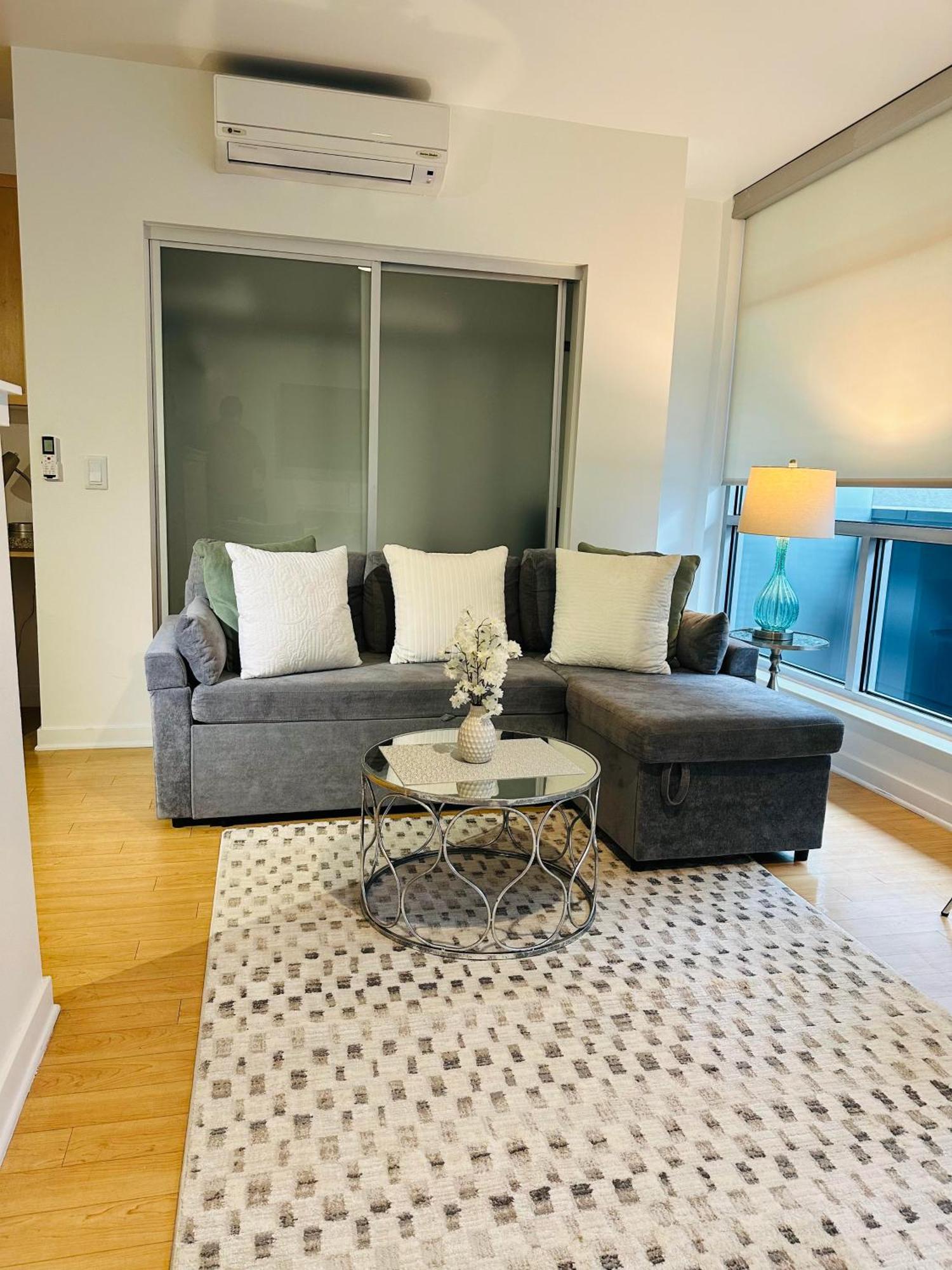 Apartment Beachside Studio, Walk To Santa Monica & Pier I Free Parking! *