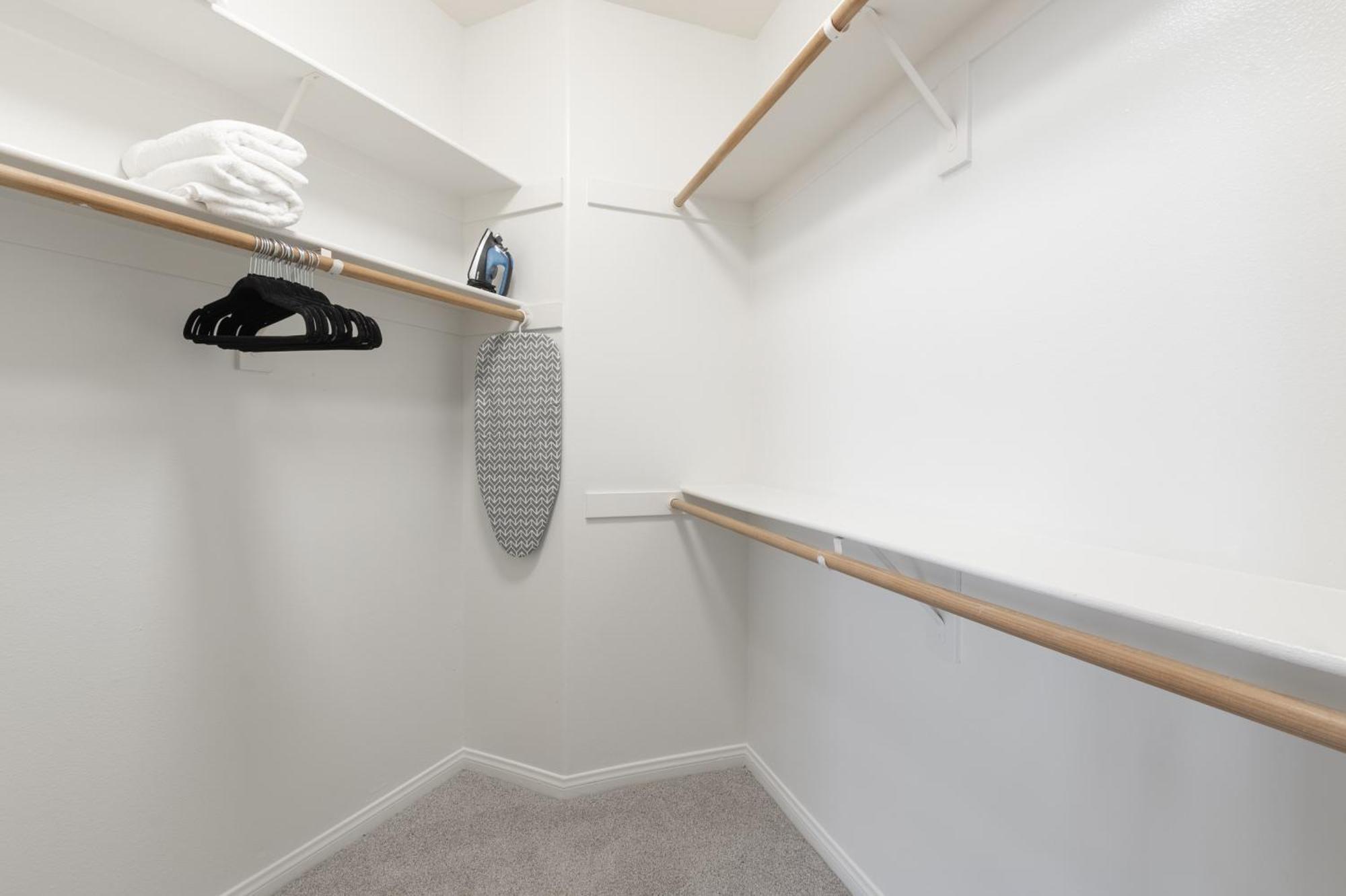 Marina Del Rey Getaway, Free Parking, Pool, Hot Tub Apartment