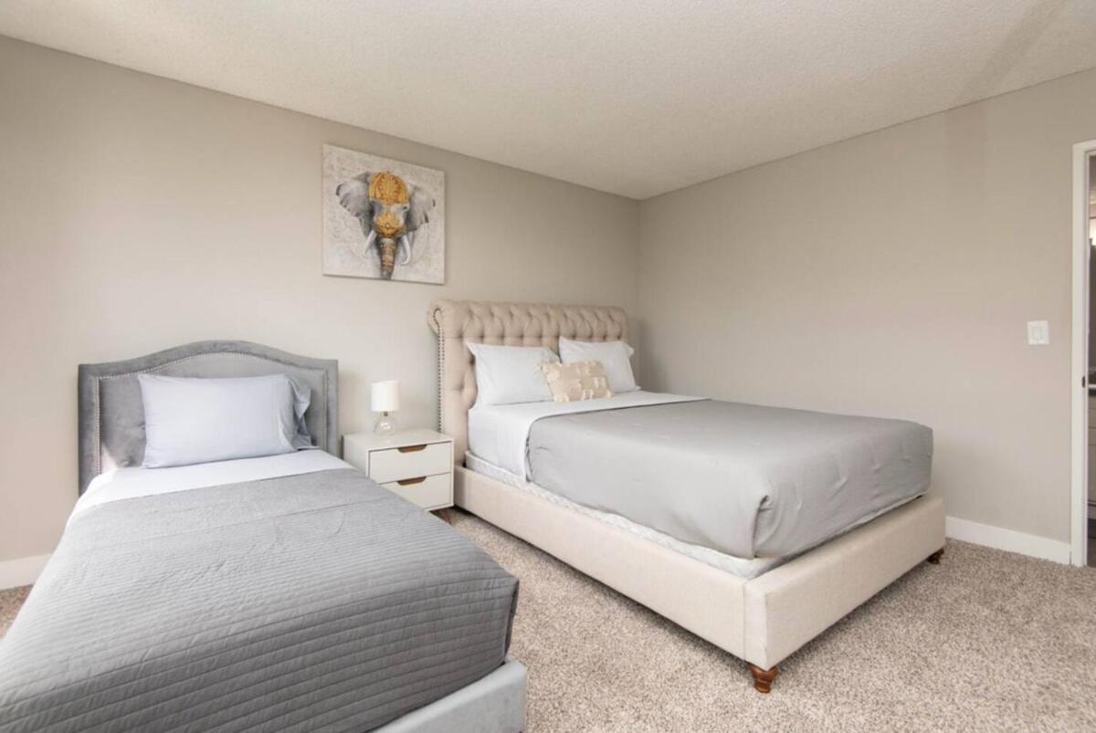 Apartment Snazzy 2bd Rooftop Pool & Iconic Hollywood Sign Views