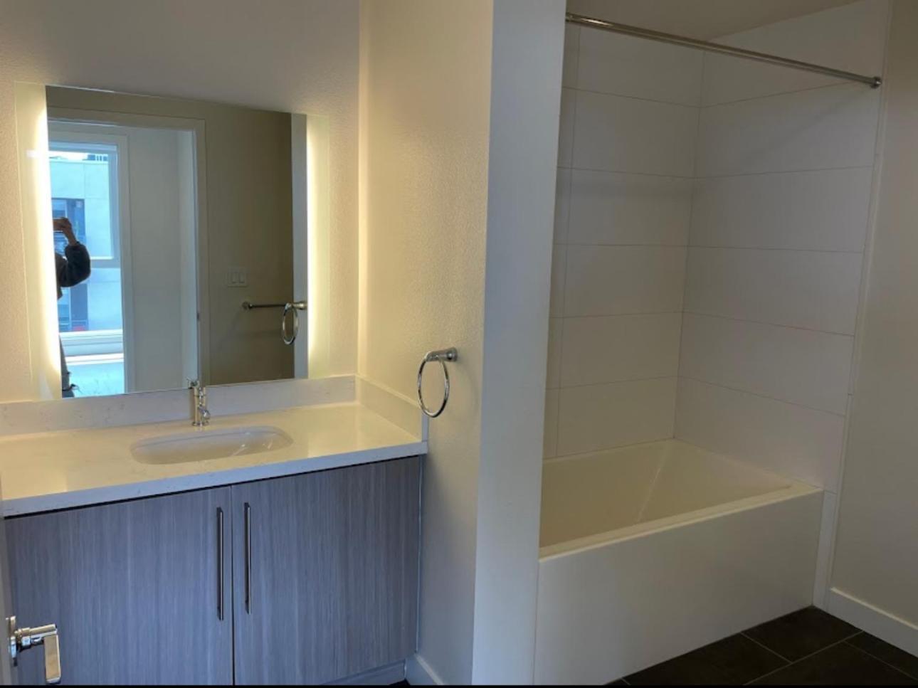 A-class Highland 2 Bed In Hollywood Ca With Free Parking *