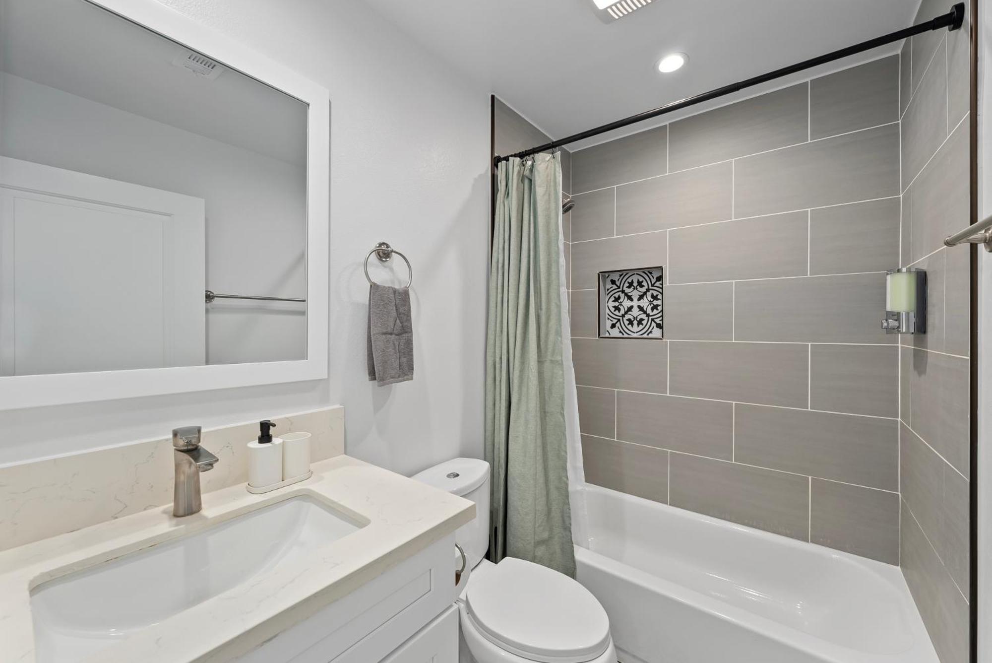 South Bay 3 Bed Escape!