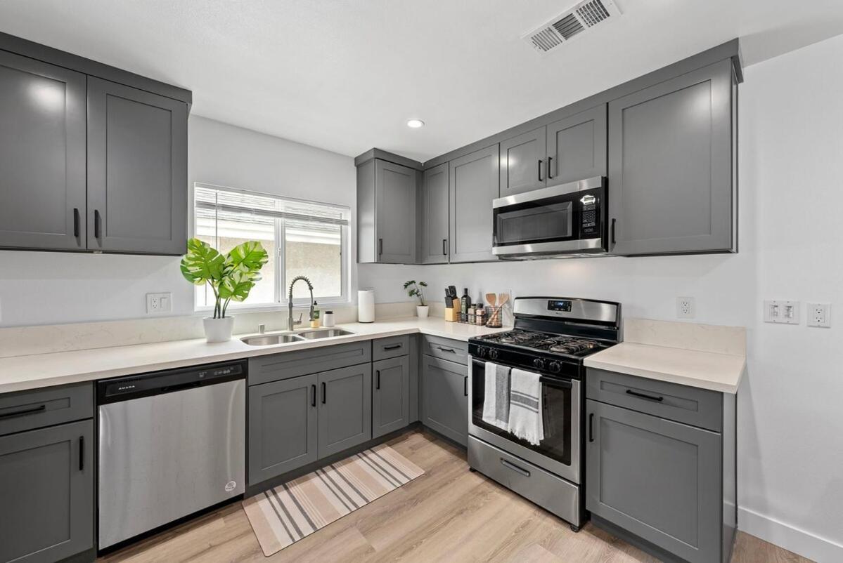 Apartment South Bay 3 Bed Escape! *