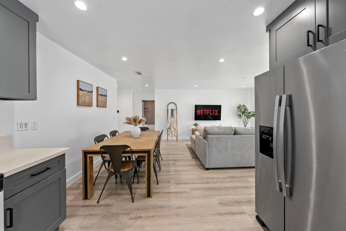 South Bay 3 Bed Escape! Los Angeles
