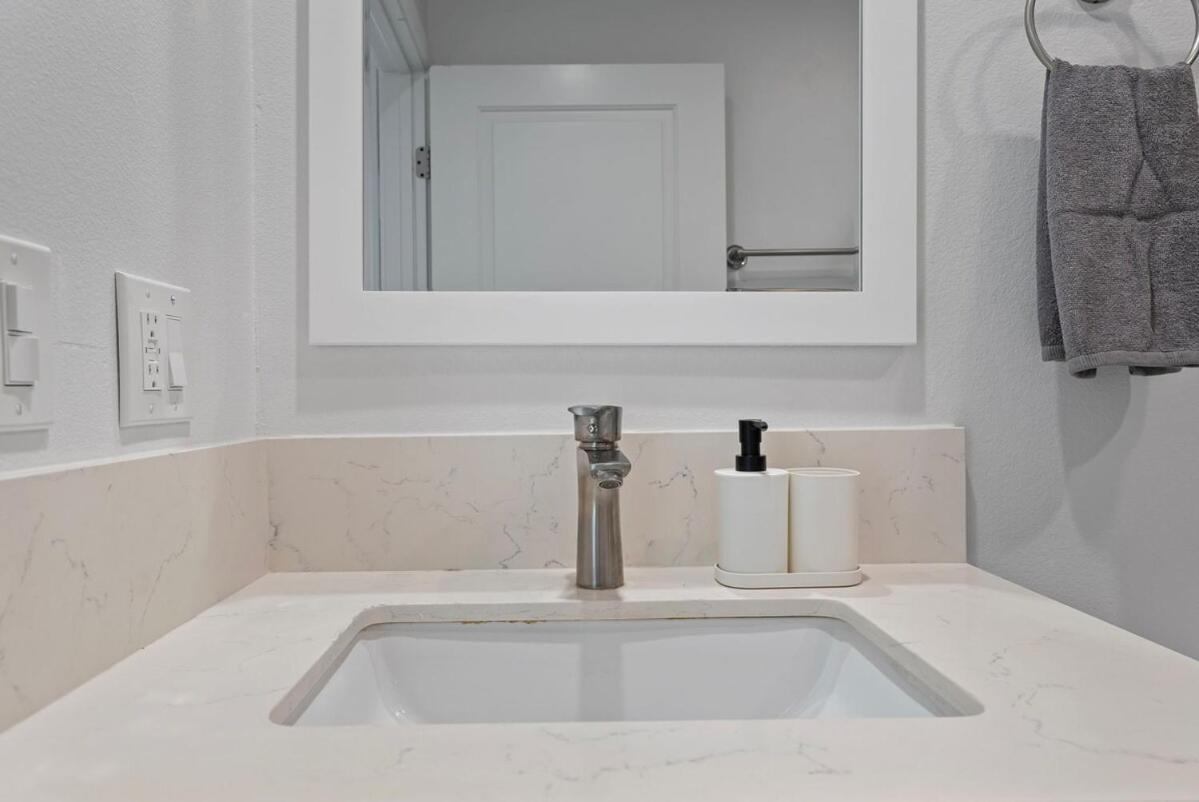 South Bay 3 Bed Escape! Apartment Los Angeles