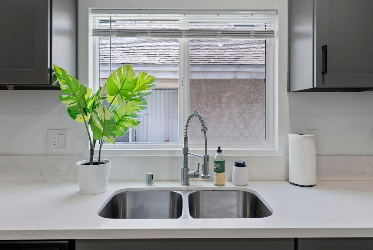 South Bay 3 Bed Escape!