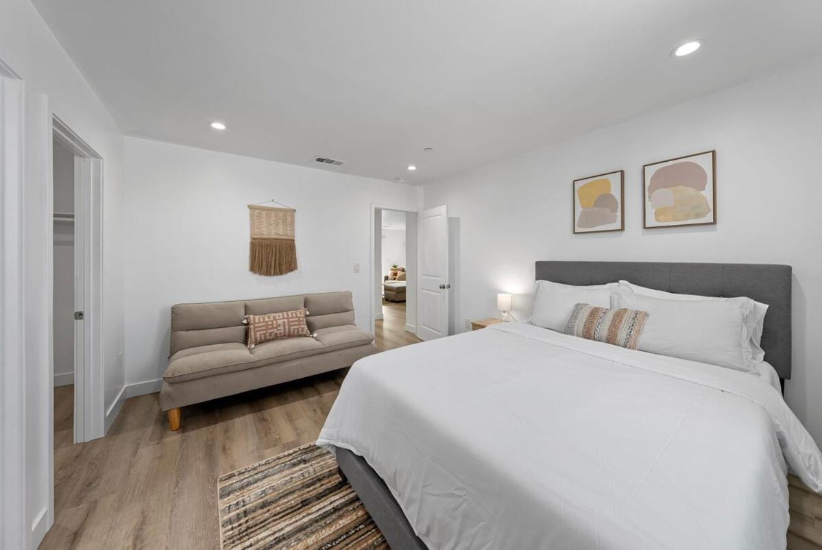 South Bay 3 Bed Escape! Los Angeles