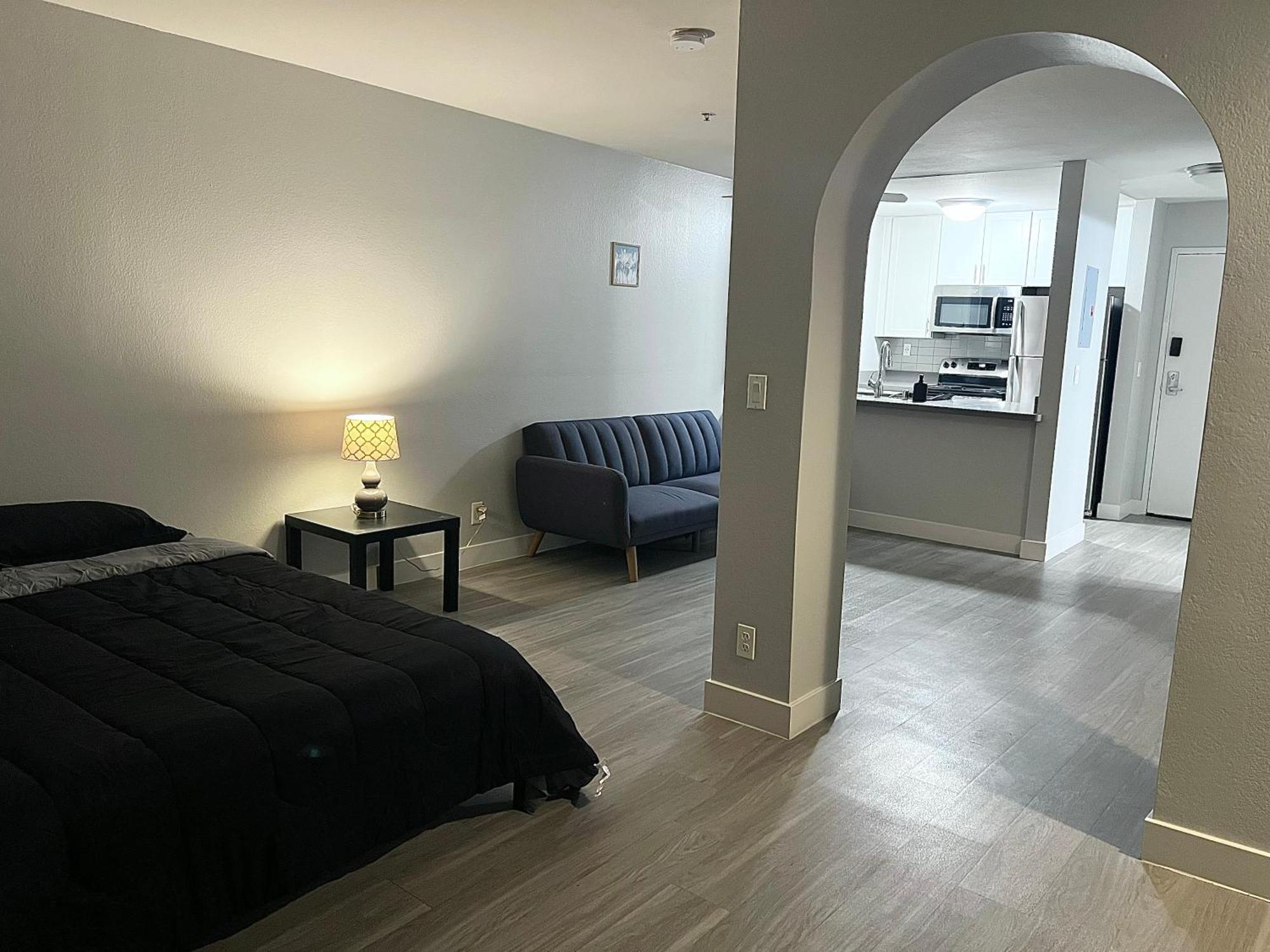 Apartment The Spot In Hollywood Los Angeles