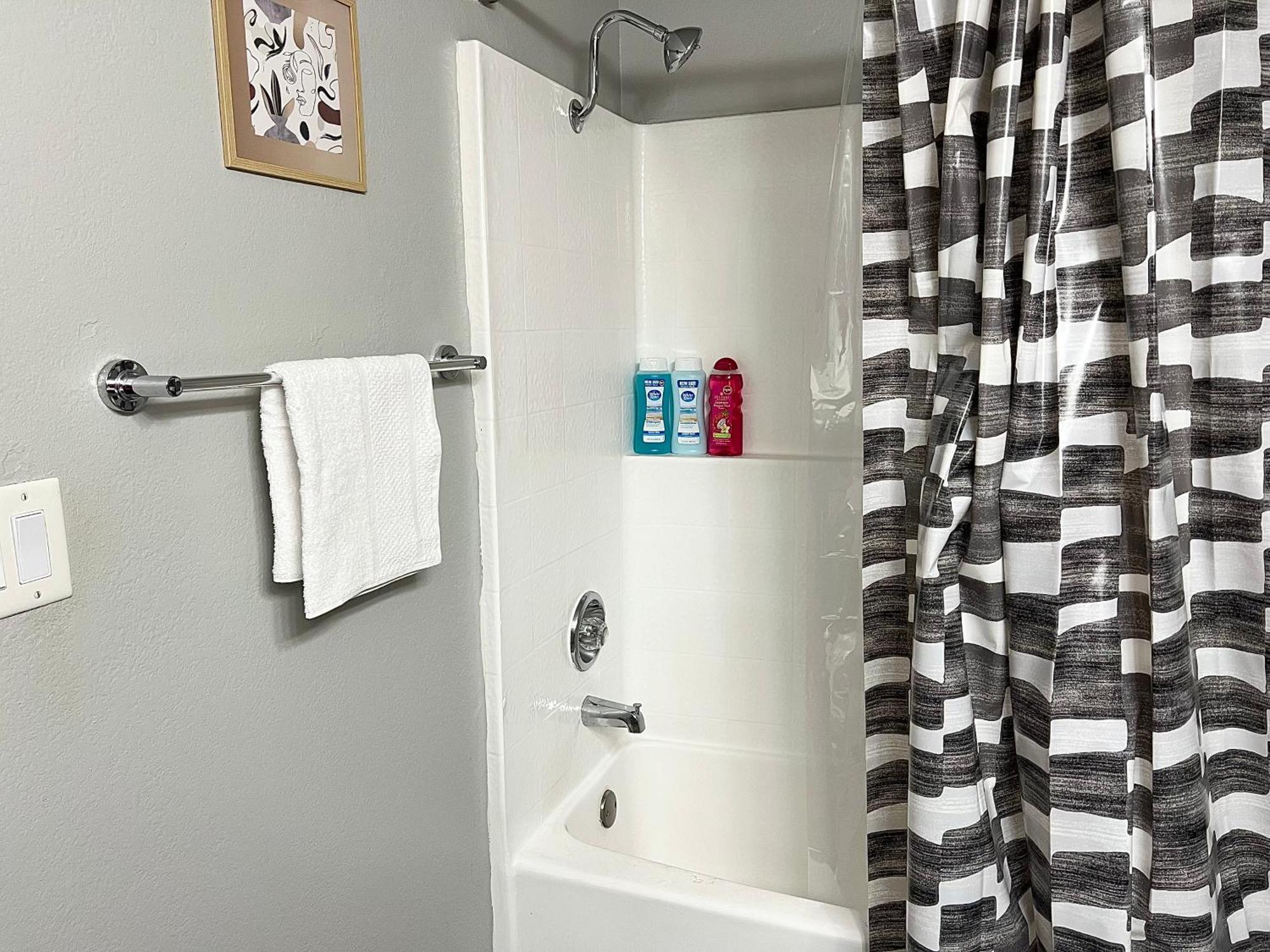 The Spot In Hollywood Apartment *