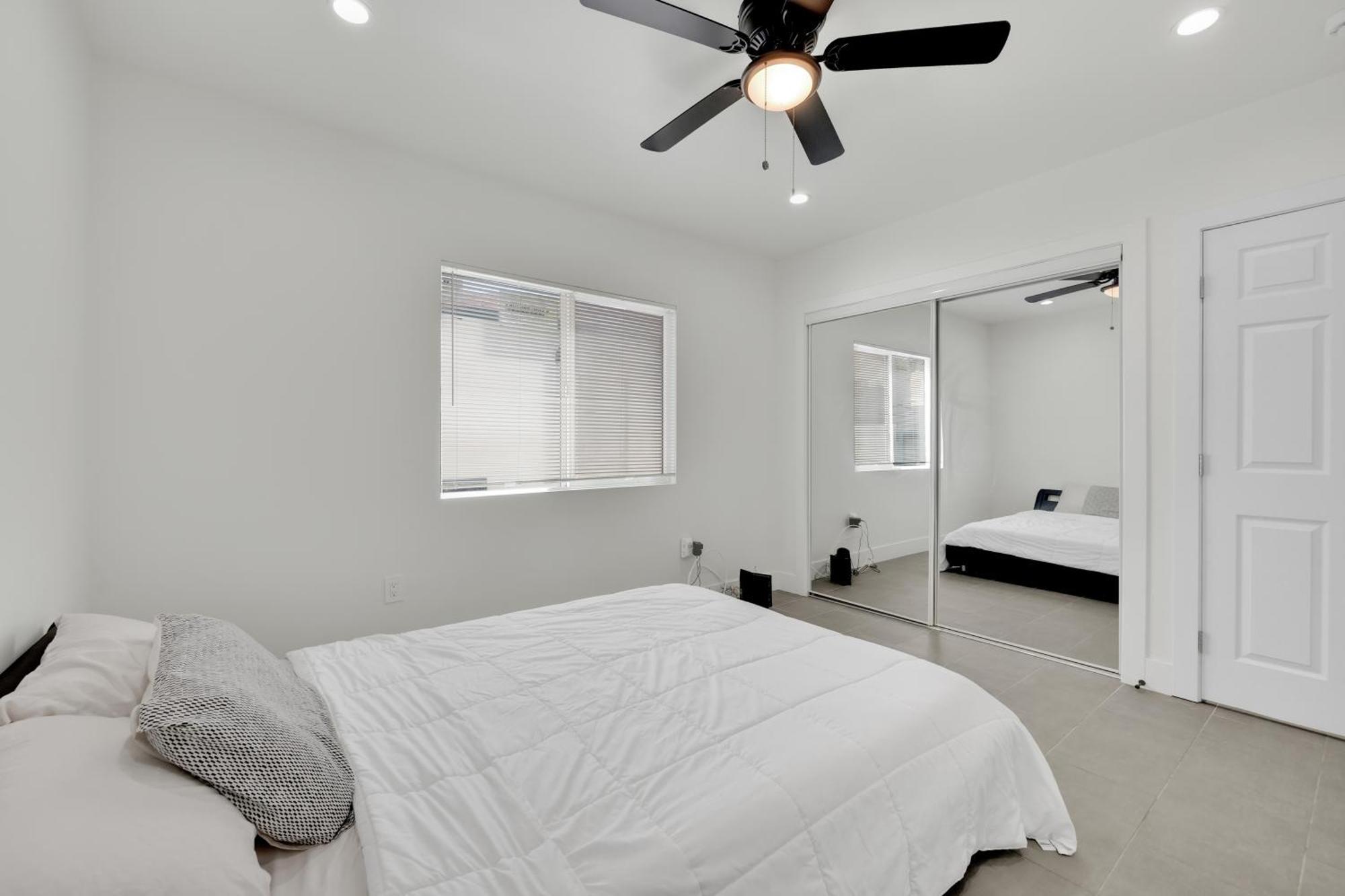 1 Bd 1ba In Mid-city With Yard, Fire Pit & Grill Los Angeles