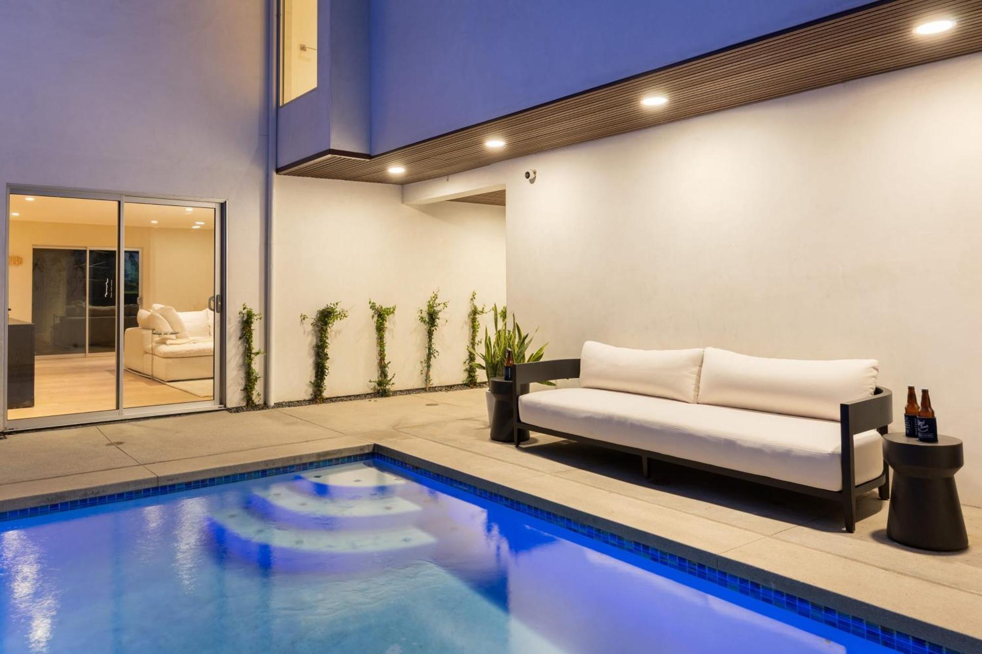 Holiday home Luxury Hollywood Hills With Pool Outdoor Dining Iconic Views Skyline